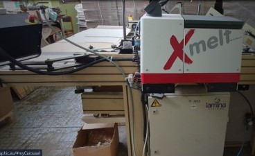 Folding gluing machine